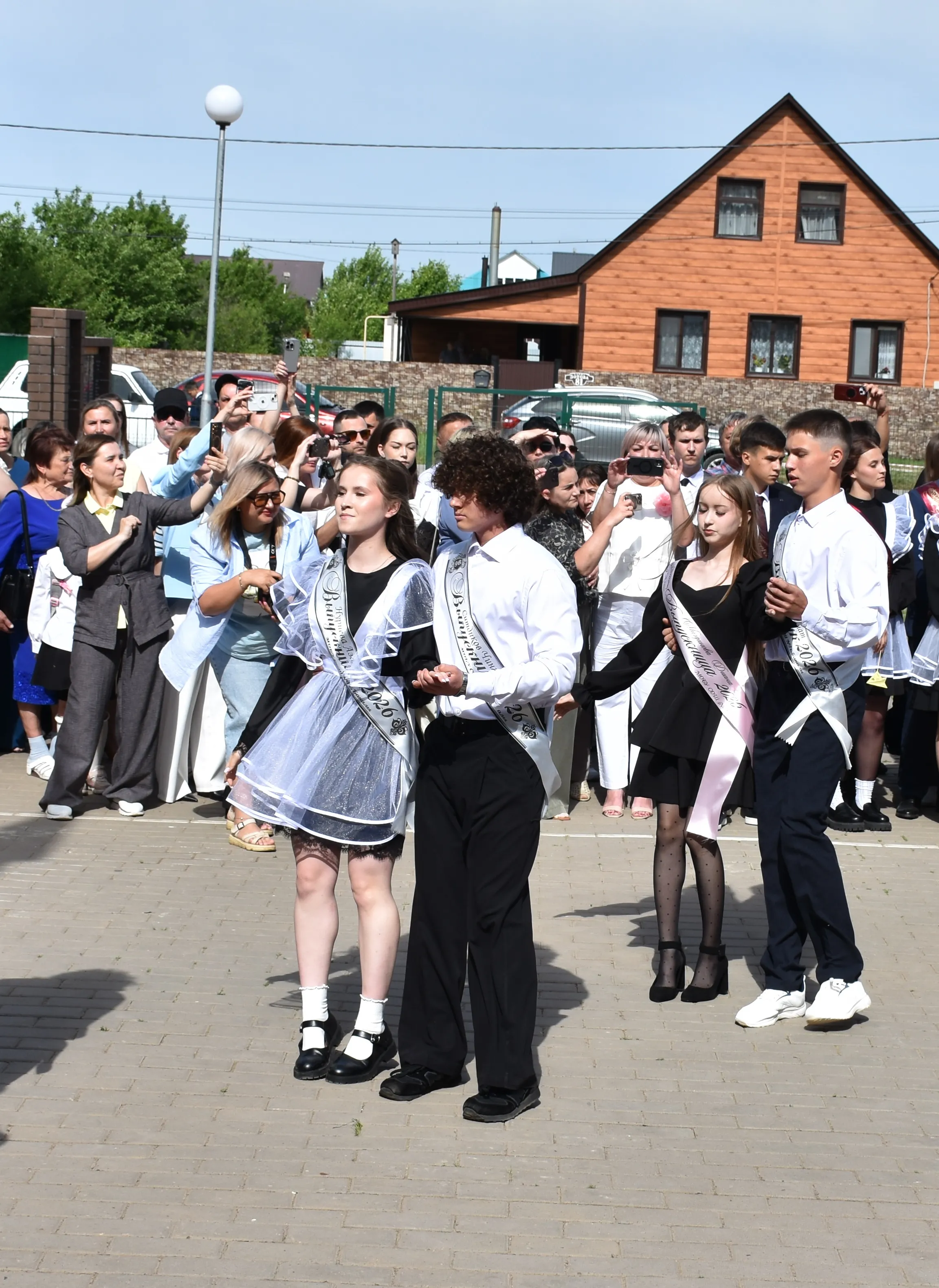 Трель Последнего звонка не забудется