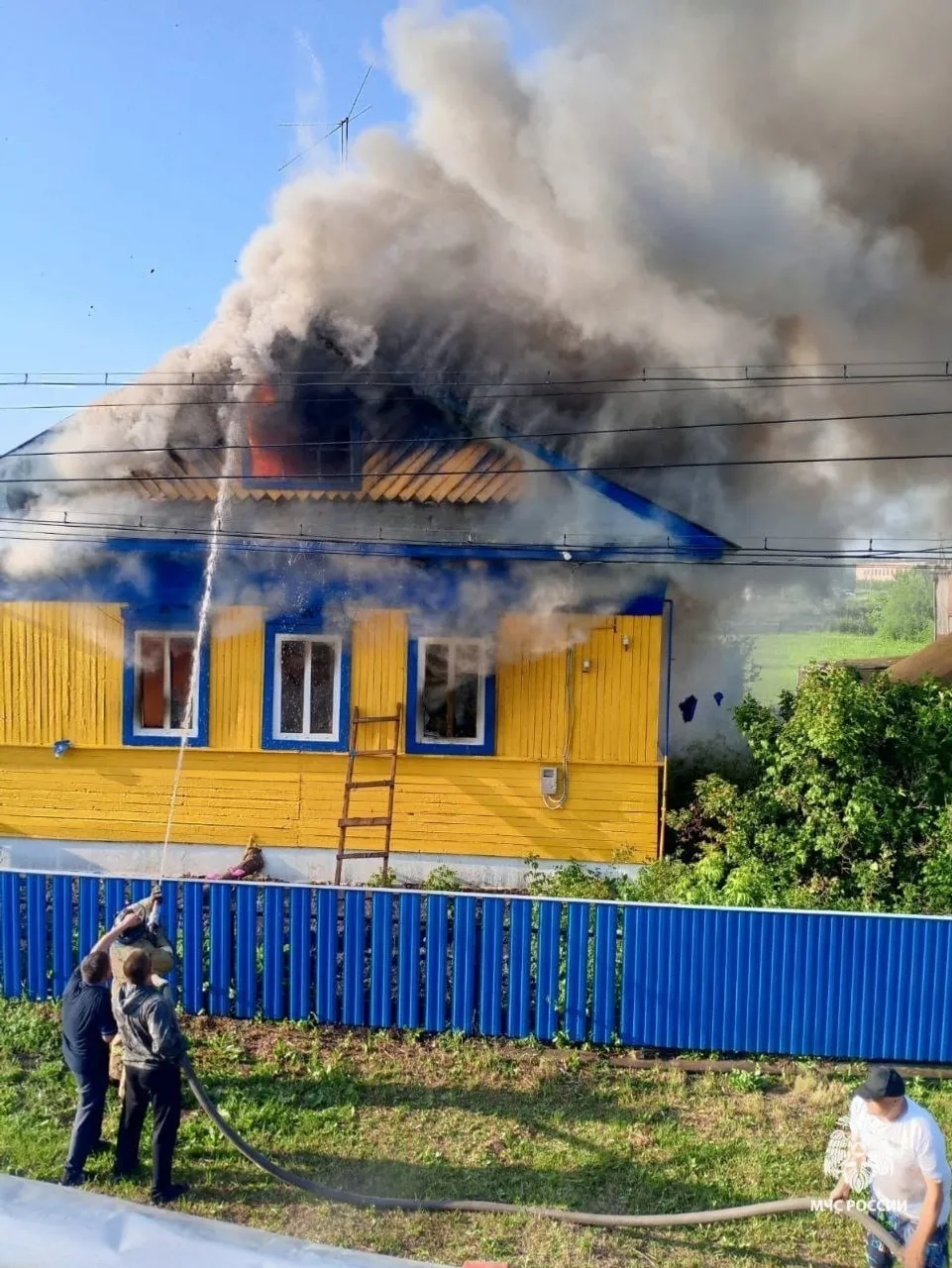 В Башкирии трое детей 3, 9 и 15 лет погибли в страшном пожаре