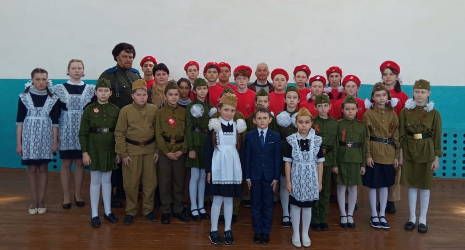 Торжественный прием в ряды «ЮНАРМИИ» в Старокуручевской школе