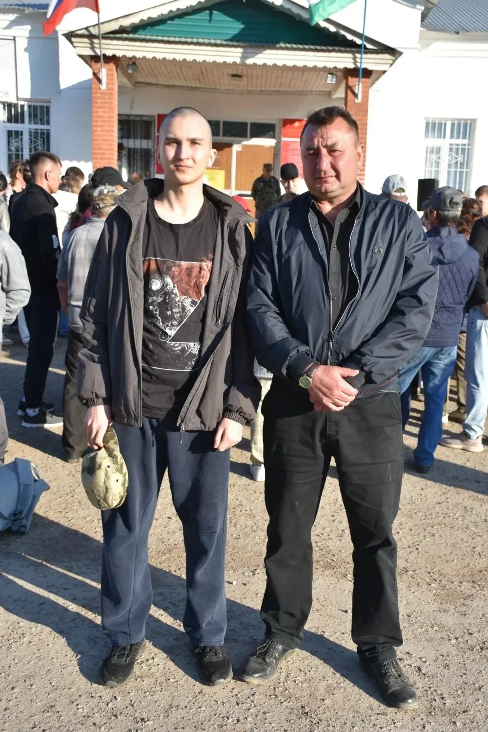 В добрый путь, защитники!