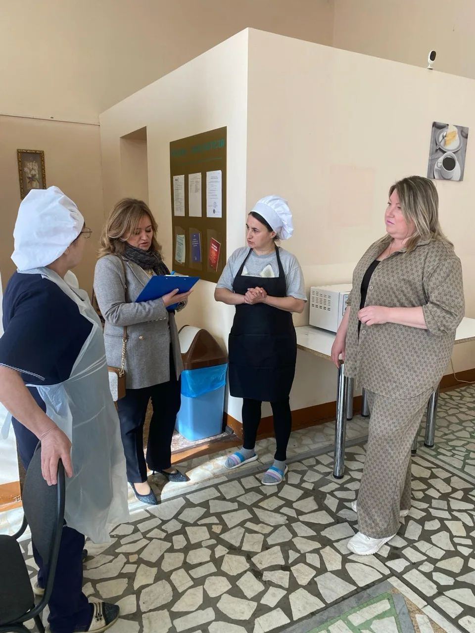 Общественная палата Башкирии запустила опрос среди родителей учеников школ