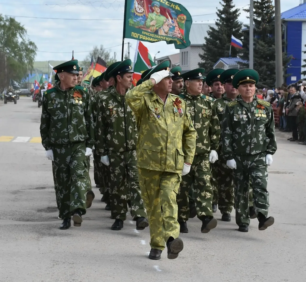 Земляки-пограничники, с праздником вас!