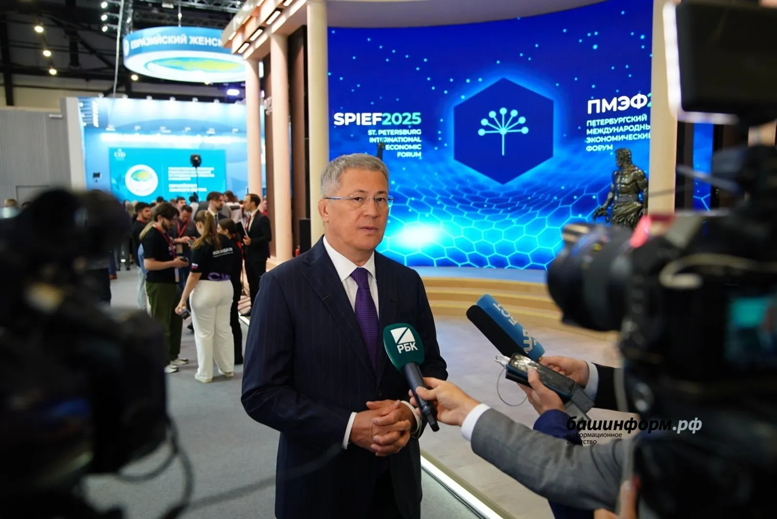 Радий Хабиров прокомментировал 3 место Башкирии в рейтинге