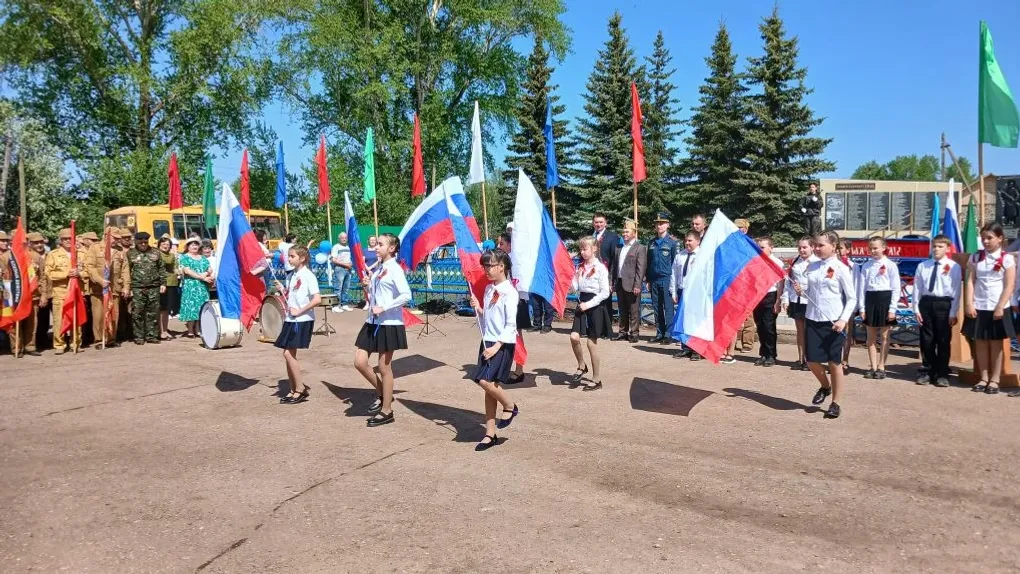 Вечный огонь и новый мемориальный комплекс