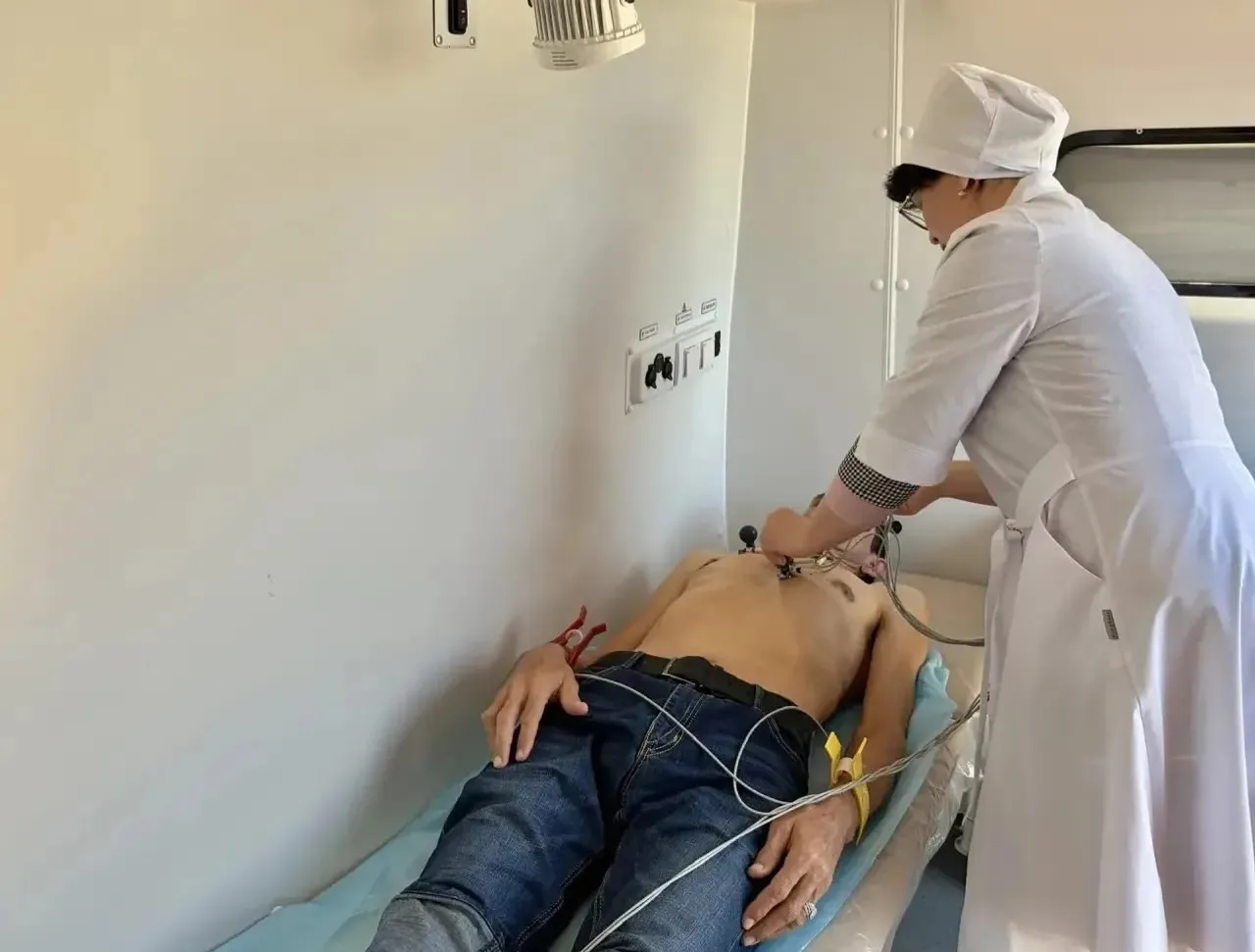 ФАП на колёсах: прием в селе Мустафино
