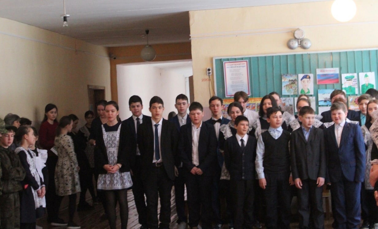 Встреча учащихся Староматинской школы с выпускником - участником СВО
