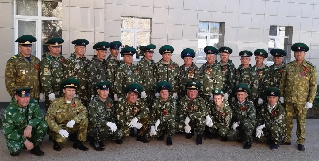 Земляки-пограничники, с праздником вас!
