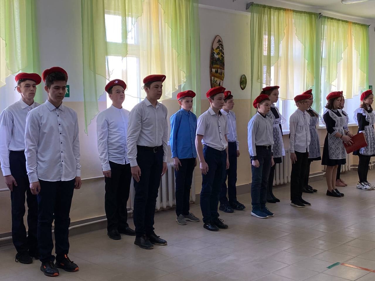 Обучающиеся Камышлытамакской школы вступили в ряды Юнармии