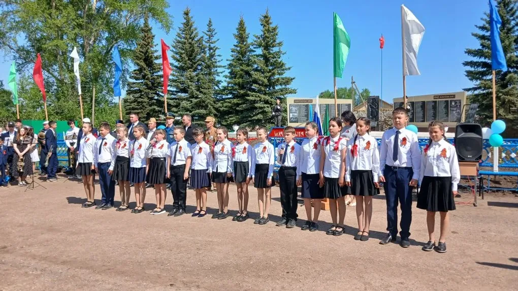 Вечный огонь и новый мемориальный комплекс