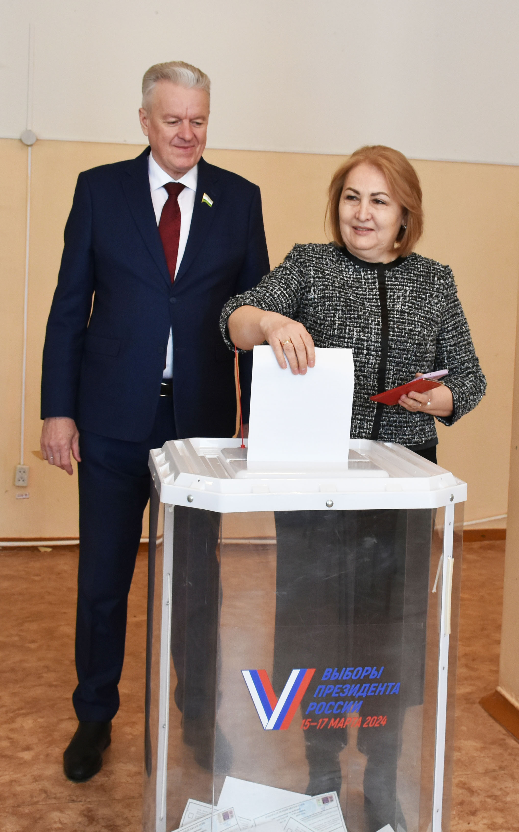 Депутат Госсобрания Александр Андреев проголосовал в Бакалах