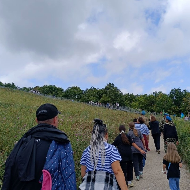 В Башкортостане ветераны СВО отметили 95-летие ВДВ у подножия Торатау