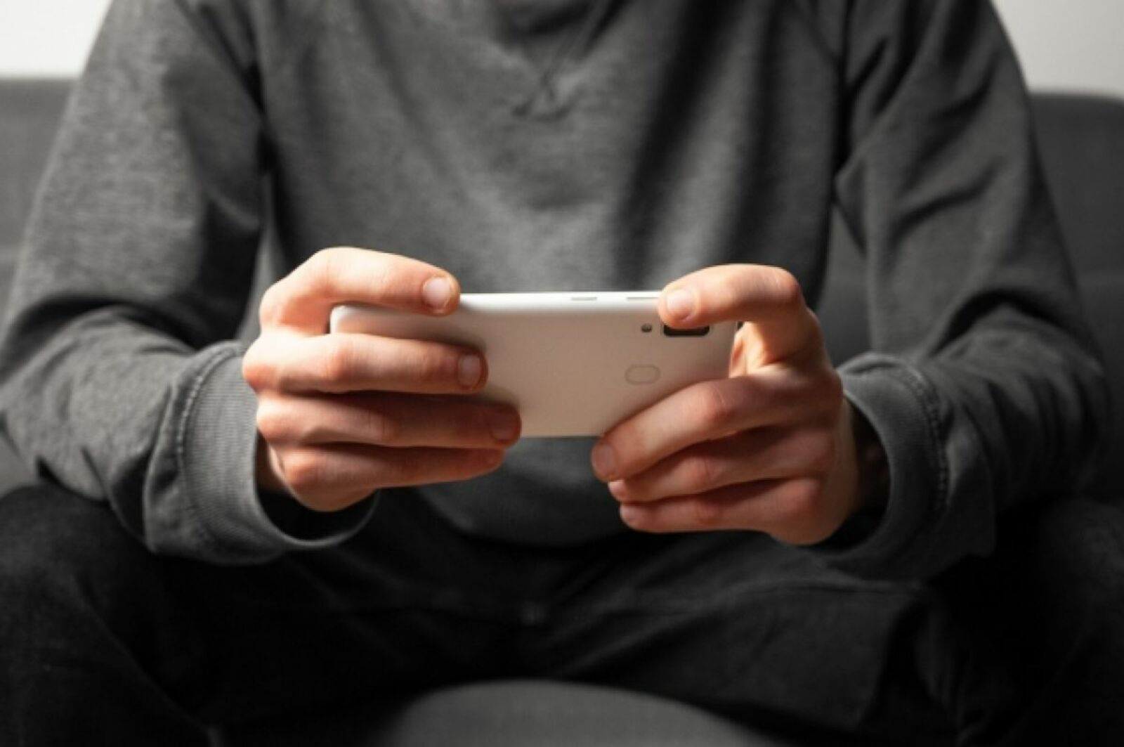 Обещания и шантаж: как преступники склоняют к диверсиям подростков Башкирии