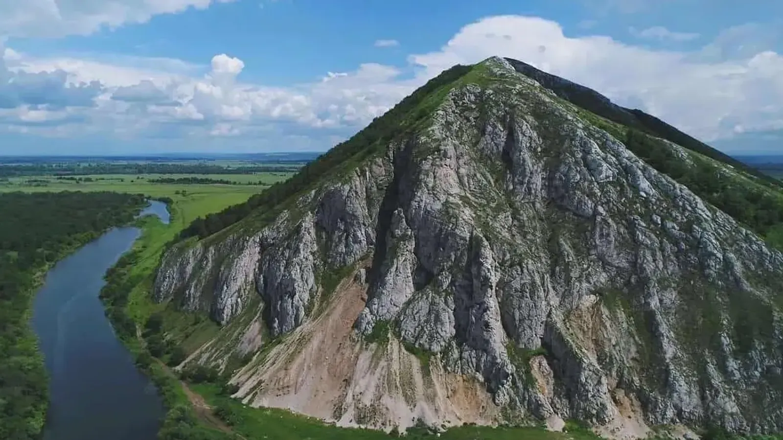 Башкирия без моря и пляжей вошла в туристический топ-13 РФ