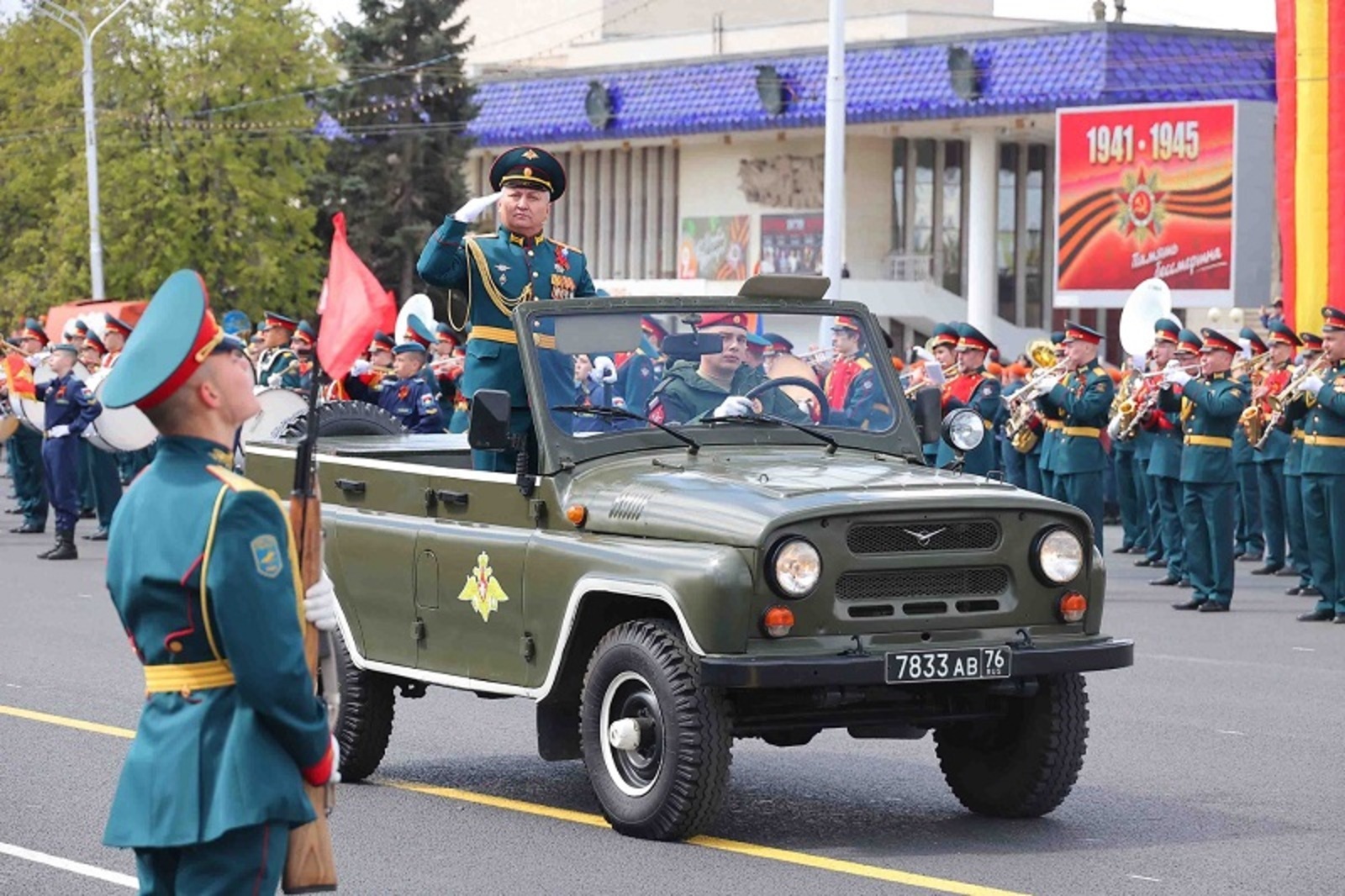 В Уфе прошёл парад Победы