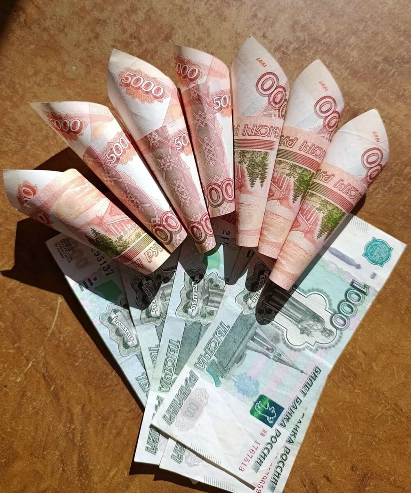 Семья из Башкирии лишилась квартиры и 5,5 млн рублей