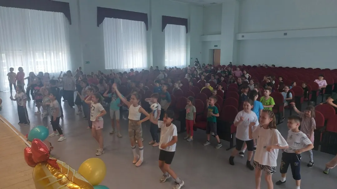 Первый день в летнем пришкольном лагере