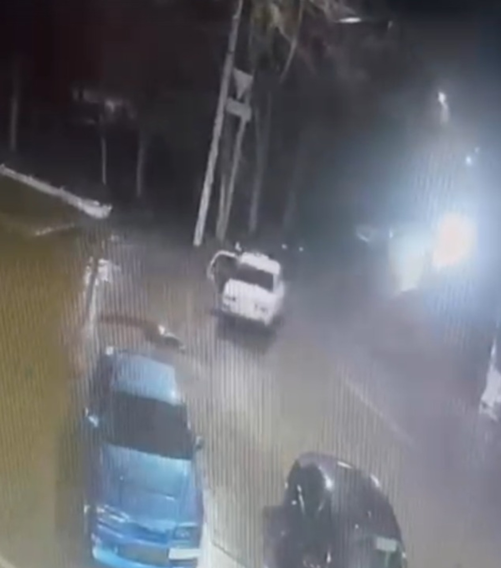 В Башкирии девушка выпала из легковушки на дорогу