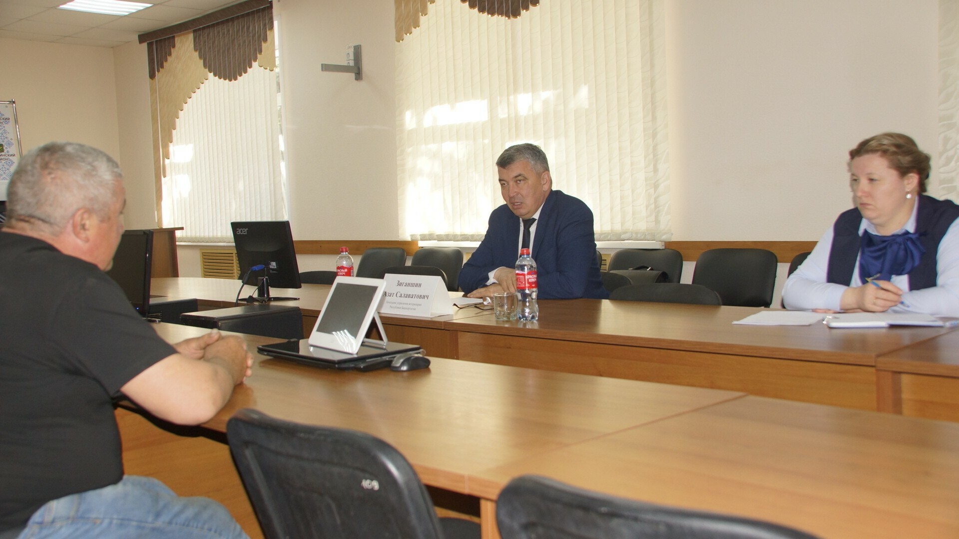 Бакалинский район с рабочим визитом посетил председатель Государственного комитета РБ по ветеринарии Азат Зиганшин