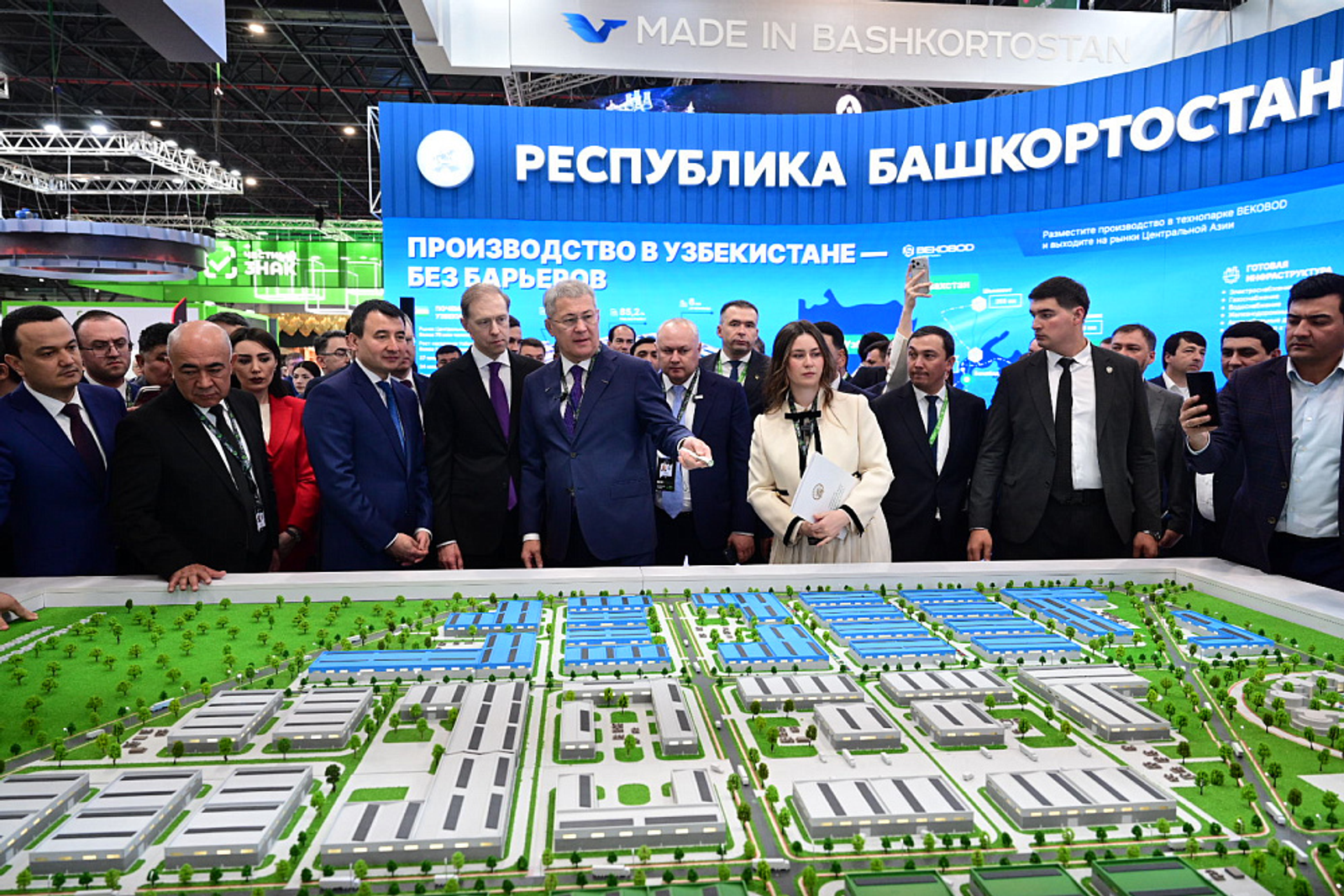 На выставке «ИННОПРОМ. Центральная Азия»  презентовали стенд Башкортостана